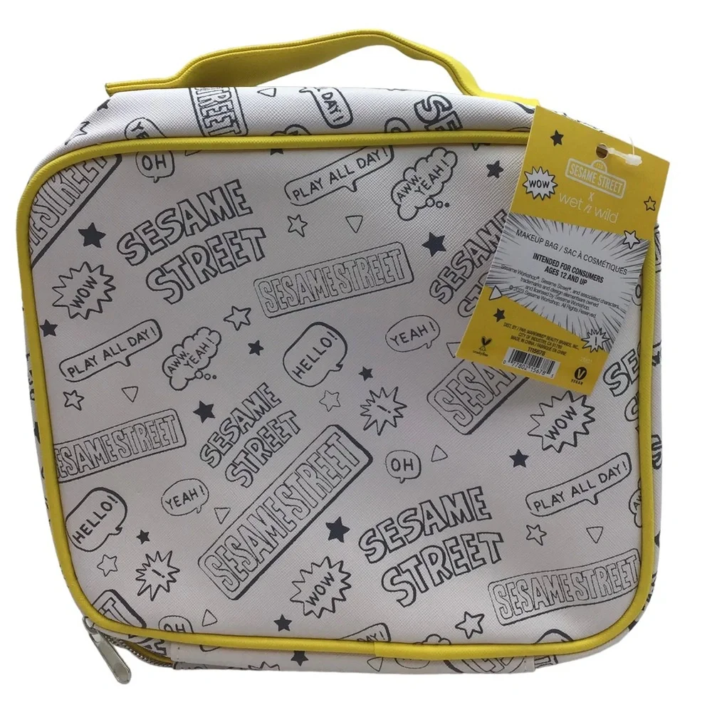 Wet n Wild “Sesame Street” Cosmetic Bag (NWT)